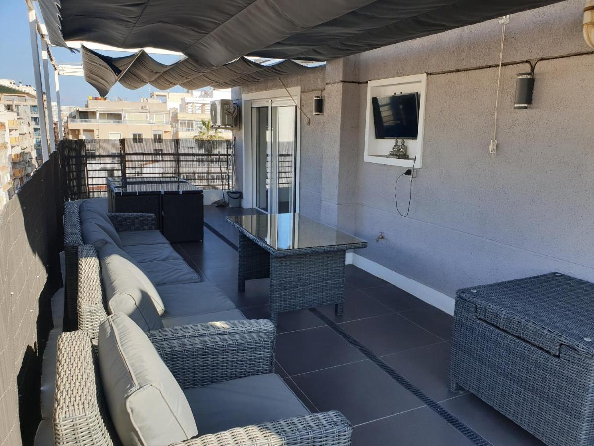 Beachside Apartment In Torrevieja Esterno foto